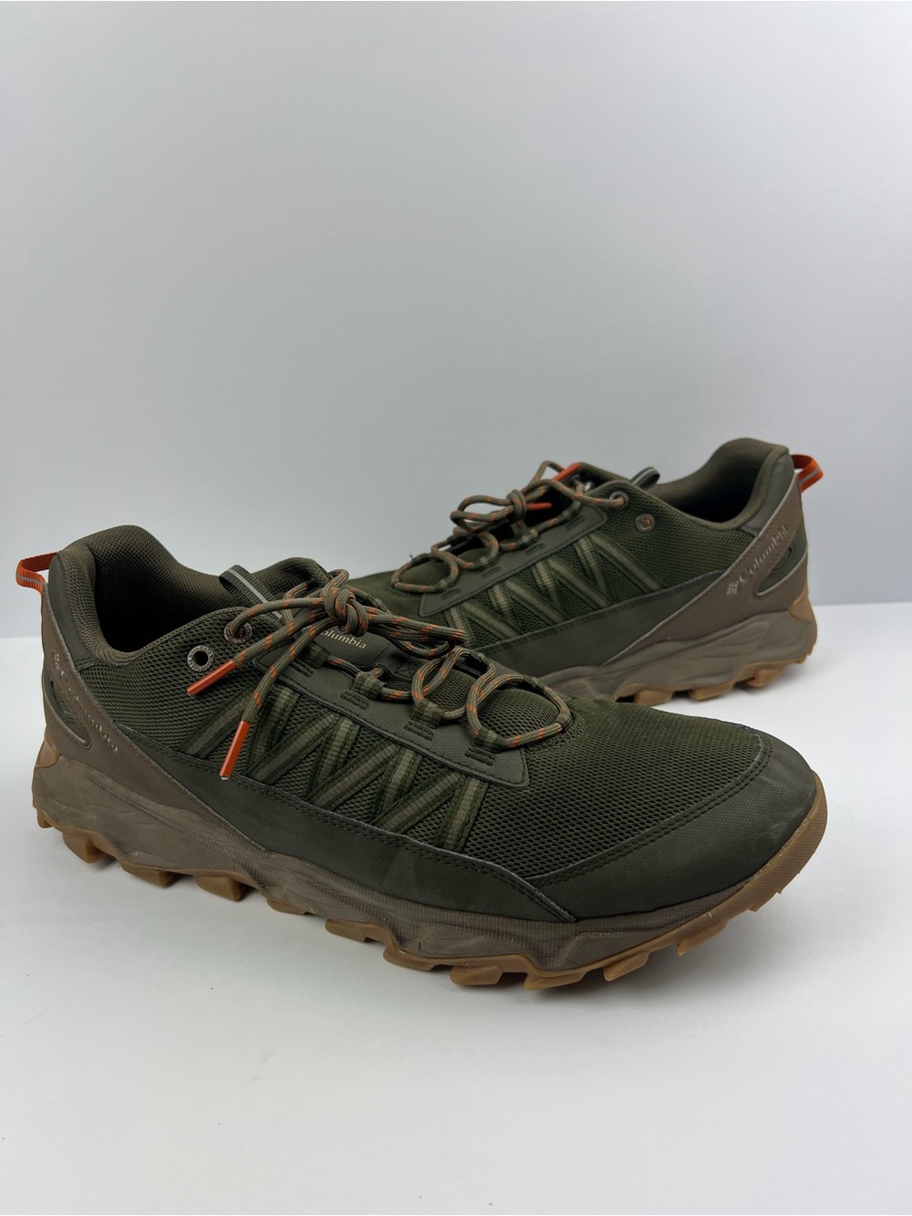 Columbia Mens Flow Fremont Urban Active Trainer Deep Olive Size 15 - YM1337 313